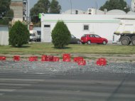 Circulaţie blocată în Constanţa Mai multe sticle de Coca Cola au căzut dintr-un camion      