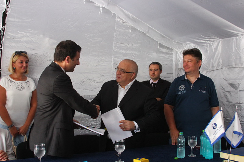 colaborare excelenta intre raja sa si berd un nou contract de imprumut pentru investitiile companiei colaborare excelenta intre raja sa si berd un nou contract de imprumut pentru investitiile companiei