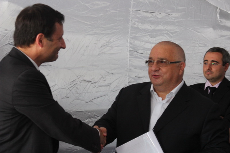 colaborare excelenta intre raja sa si berd un nou contract de imprumut pentru investitiile companiei colaborare excelenta intre raja sa si berd un nou contract de imprumut pentru investitiile companiei