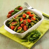 ecuisine.ro Penne cu sos pesto si rosii