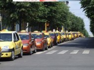 Filmuleţ postat pe trafictube Taxi de Constanţa. Titlul spune destul 