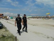 Cinci minori, găsiţi de jandarmi în Staţiunea Mamaia şi predaţi Poliţiei  
