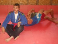 Voinţă extraordinară pentru Ovidiu Vîntu Un tânăr din Eforie Sud cu hemipareză spastică face jiu-jitsu brazilian (galerie foto)