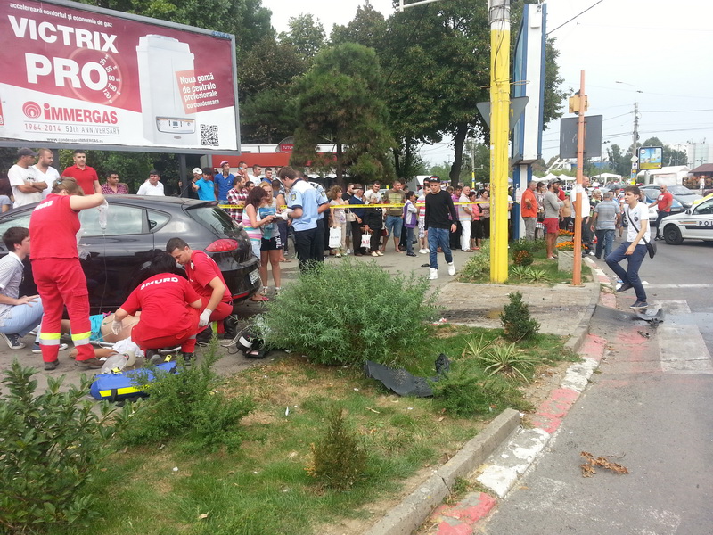 tragedie in zona city park mall cinci persoane au fost spulberate pe trecerea de pietoni un mort si patru