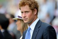 Harry Si Meghan Se Retrag Din Rolurile De Prim Plan Ca Membri Ai Familiei Regale Britanice È™i Se Vor Muta ParÈ›ial In America De Nord