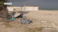 Litoral TV Munți de gunoaie, la mare