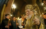 Doliu în Biserica Ortodoxă Română A murit, puţin înainte de miezul nopţii, mitropolitul Banatului Nicolae Corneanu  