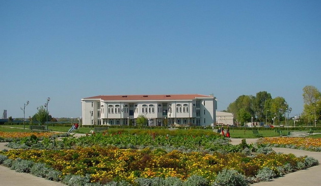 curs privind sursele energetice regenerabile derulat de universitatea ovidius 514495