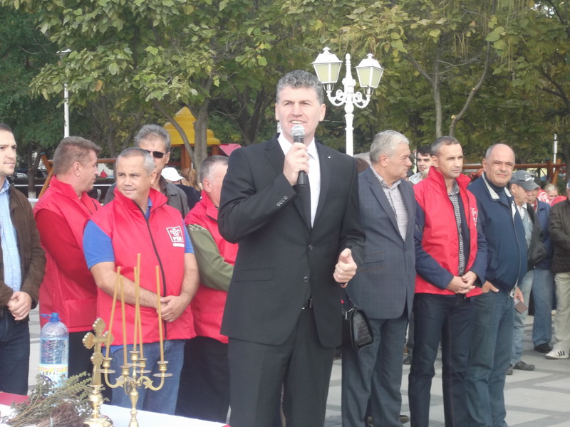 locuri de joaca alei piste pentru biciclisti fantani arteziene parc modern de 2 6 milioane de lei inaugurat