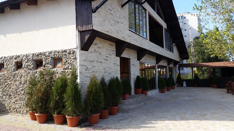 restaurantul rustic un tribut adus traditiei culinare romanesti galerie foto 515340