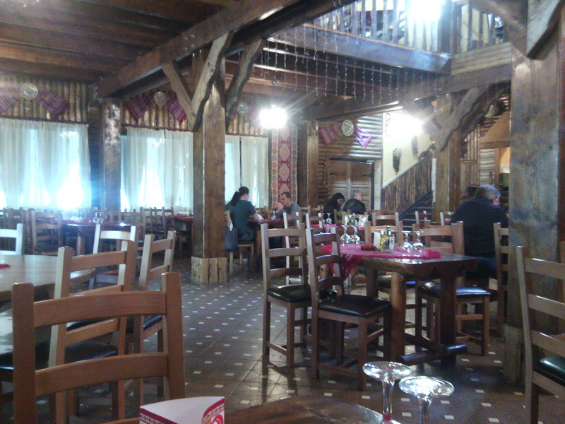 restaurantul rustic un tribut adus traditiei culinare romanesti galerie foto 515340