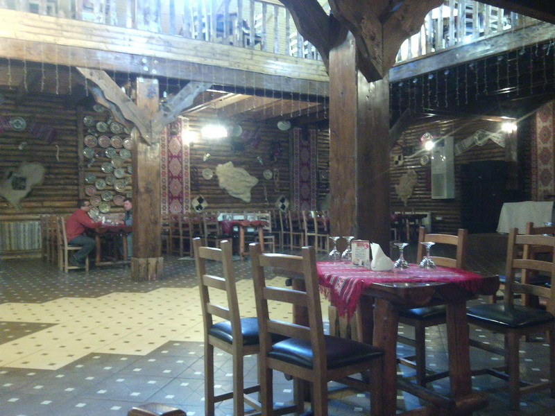 restaurantul rustic un tribut adus traditiei culinare romanesti galerie foto 515340