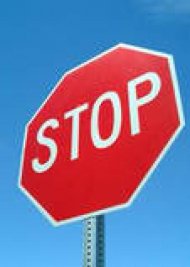 Accident grav pe strada Căpitan Dobrilă Eugeniu Trei maşini de lux avariate. O victimă 