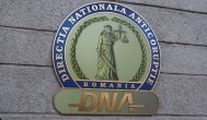 Stelian Duţă, avocat în cadrul Baroului Dolj, şi Adrian Dragomir, fost şef în IPJ Constanţa, condamnaţi definitiv   