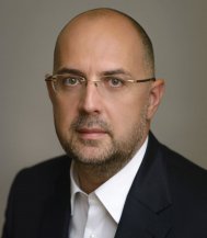 Kelemen Hunor critică actuala Constituție Interzice generațiilor ce vin să se gândească la viitorul României 