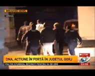 UPDATE. ACUM. Peste o sută de persoane duse cu autocarele la audieri Acţiune în forţă a DNA în cazul Liviu Dragnea-Referendum       