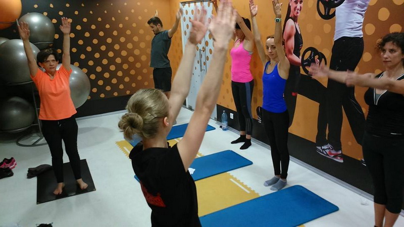 este antrenor personal in bucuresti gimnasta anca surdu din constanta prezenta la neatza cu razvan si este antrenor personal in bucuresti gimnasta anca surdu din constanta prezenta la neatza cu razvan si