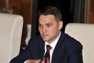 Dan Şova cere BEC o decizie clară despre înfiinţarea de noi secţii de votare în diaspora