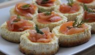 Preparate culinare by Poliana Mini cheesecakes cu branza de capra si somon afumat