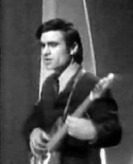 Pagini din istoria muzicii rock Filip Merca, compozitorul și basistul de origine macedoneană împlinește 66 de ani (video)