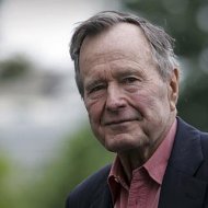 George H. W. Bush a fost spitalizat