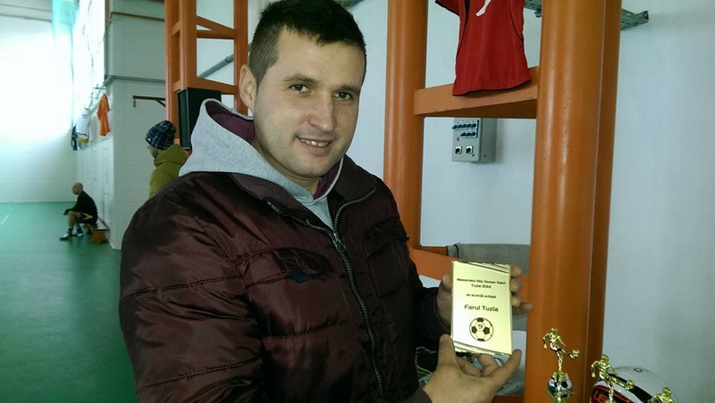 fostul stelist dorel zaharia a marcat cinci goluri in finala mare cs agigea ii a castigat memorialul