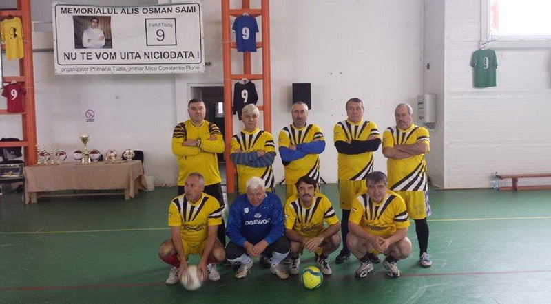 fostul stelist dorel zaharia a marcat cinci goluri in finala mare cs agigea ii a castigat memorialul