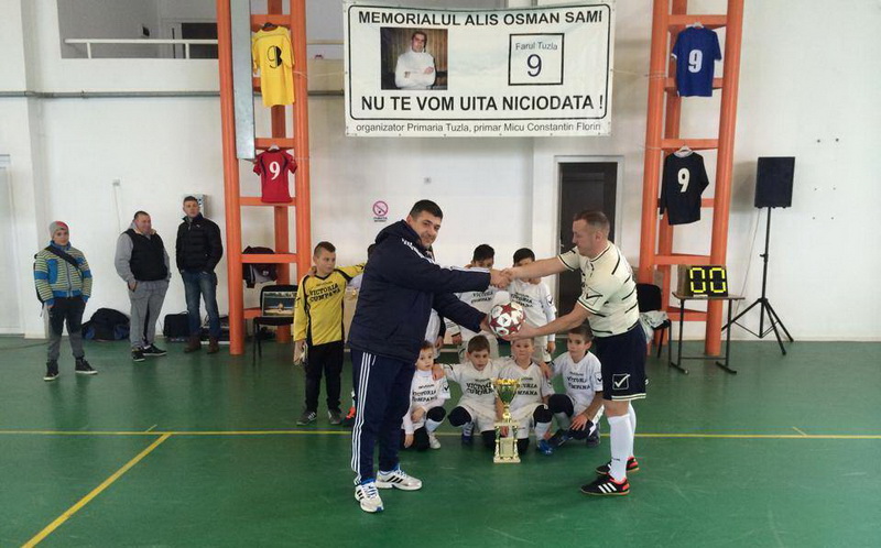fostul stelist dorel zaharia a marcat cinci goluri in finala mare cs agigea ii a castigat memorialul