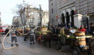 Ziua în care se deschid cerurile De Bobotează, Arhiepiscopia Tomisului a pregătit 130.000 de pet-uri cu apă sfinţită pentru credincioşi