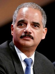 Secretarul american al Justiţiei, Eric Holder„Nu există informaţii credibile că Al-Qaida sau SI se află la originea atacurilor din Paris”
