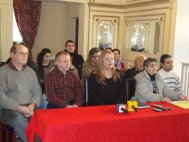 „Păcatul” anacronismului în 2015 „Razna prin poveşti” şi „Nişte… năroji”, spectacole în premieră la Teatrul de Stat Constanţa 