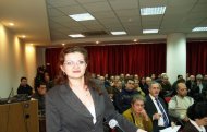 Daniela Năstase, șef Serviciu resurse umane la Primăria Sectorului 2 București, încătușată de DNA  