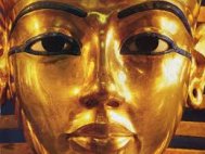 Masca funerară din aur a lui Tutankhamon a fost distrusă 