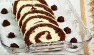 ecuisine.ro Ruladă de ciocolată cu mascarpone şi frişcă