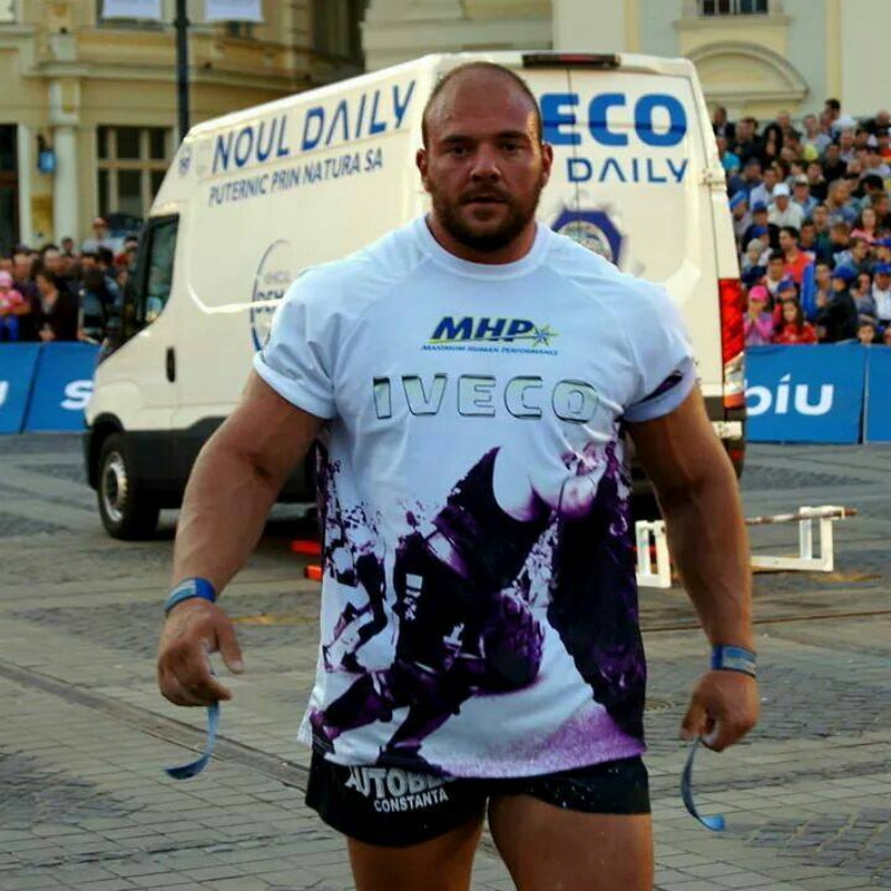 record stabilit la constanta omul de fier alex arginteanu a impins o locomotiva de 120 de tone video