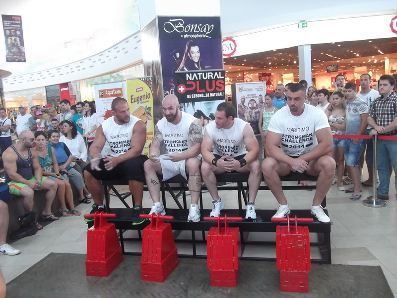 record stabilit la constanta omul de fier alex arginteanu a impins o locomotiva de 120 de tone video