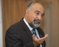 ANI verifică averea senatorului Varujan Vosganian