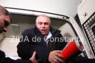 UPDATE. Nicuşor Constantinescu „Este abuzul dictaturii Băsescu“ (galerie foto+video)   