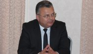 Gheorghe Dragomir „Vom derula primul sondaj de opinie privind candidatul pentru Primăria Constanţa“. Ramona Mănescu, printre opţiuni    