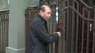 Traian Băsescu, la casa din Mihăileanu „Am venit să schimb ligheanele pe unde plouă“