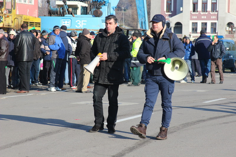 conducerea cn apmc invita sindicalistii la dialog operatorul portuar si fnsp au declansat protestele