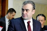 Precizarea Guvernului cu privire la demisia lui Darius Vâlcov