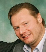 Update. Fiul fostului preşedinte al Republicii Moldova Sergiu Lucinschi, reţinut pentru şantaj 