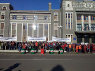 Operatorii portuari şi FNSP reiau, de luni, protestele împotriva conducerii Portului Constanţa 