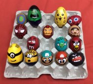 Stiripesurse.ro FOTO INEDIT. Năstase şi-a făcut ouă de Paşte ca-n desene animate