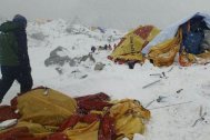 Cutremur în Nepal Pe Everest, bilanțul a ajuns la 14 morți (galerie foto)