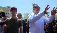 1 mai 2014 - Ponta îi promite lui Mazăre Portul Constanţa 1 mai 2015 - Mazăre, primar suspendat, în arest preventiv