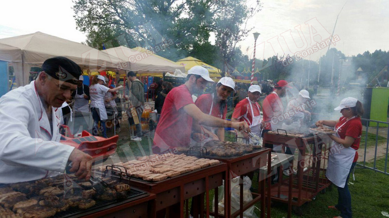 1 mai in parcul tabacarie locul de joaca pentru copii a devenit sala de mese pentru pensionari galerie