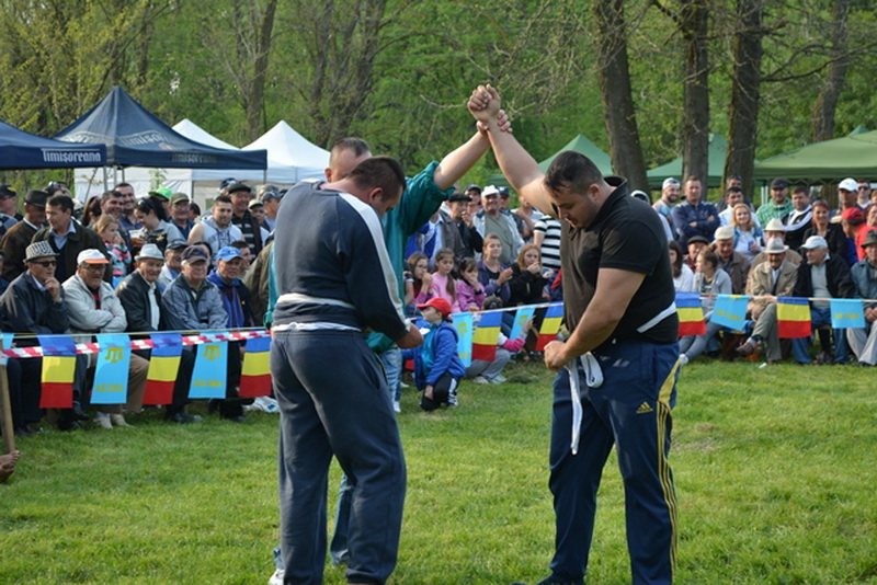 udttmr a deschis sezonul luptelor traditionale tataresti galerie foto 544986