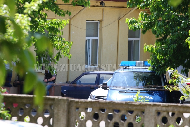 foto exclusiv actiune in forta a jandarmilor si politistilor bcco constanta galerife foto 546582 foto exclusiv actiune in forta a jandarmilor si politistilor bcco constanta galerife foto 546582